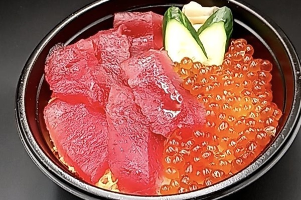 まぐろいくら宝石丼のイメージ写真