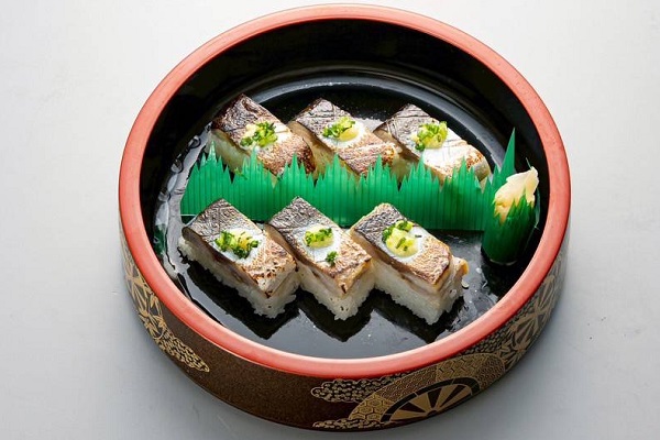 炙り金華鯖の棒寿司のイメージ写真